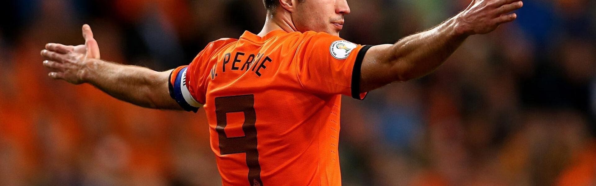 TK体育直播-意甲与中超球队球员名单总览与对比分析