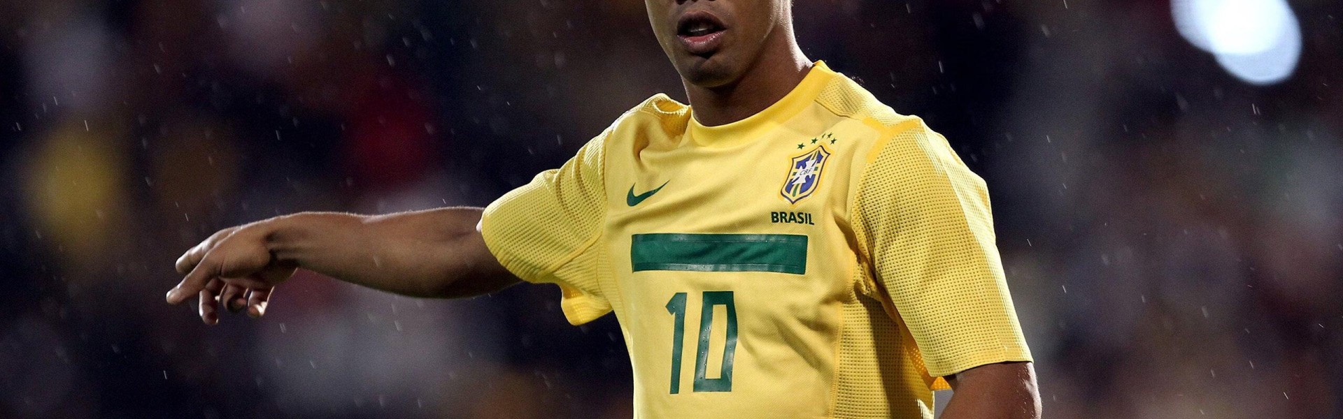 TK体育直播-足球围挡如何提升比赛现场的安全管理?(足球场围栏高度标准)